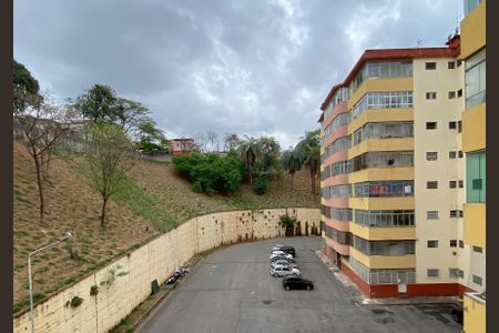 Apartamento à venda com 73m², 2 quartos e 1 vaga Apartamento à venda com 73m², 2 quartos e 1 vagaVista da Área de Serviço
