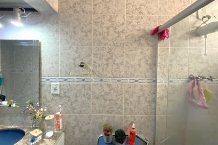 Apartamento à venda com 73m², 2 quartos e 1 vaga Apartamento à venda com 73m², 2 quartos e 1 vagaBanheiro