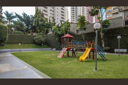 Apartamento para alugar com 197m², 4 quartos e 3 vagasÁrea comum - Playground