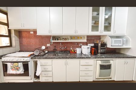 Apartamento para alugar com 197m², 4 quartos e 3 vagasCozinha