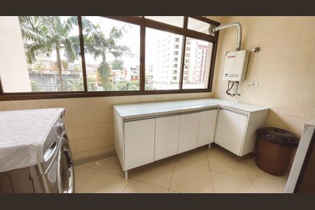 Apartamento para alugar com 197m², 4 quartos e 3 vagasÁrea de Serviço