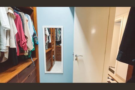 Apartamento para alugar com 197m², 4 quartos e 3 vagasCloset da suíte