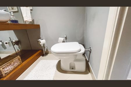 Apartamento para alugar com 197m², 4 quartos e 3 vagasLavabo