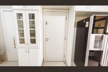 Apartamento para alugar com 197m², 4 quartos e 3 vagasCozinha