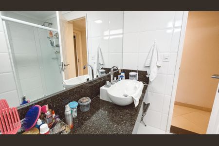 Apartamento para alugar com 197m², 4 quartos e 3 vagasBanheiro