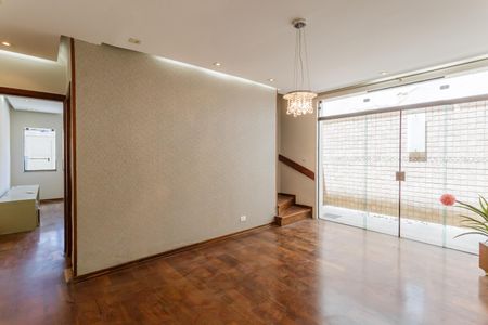 Sala de casa à venda com 3 quartos, 180m² em Planalto Paulista, São Paulo