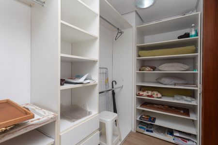 Apartamento à venda com 50m², 1 quarto e 1 vaga Apartamento à venda com 50m², 1 quarto e 1 vagaCloset Suite