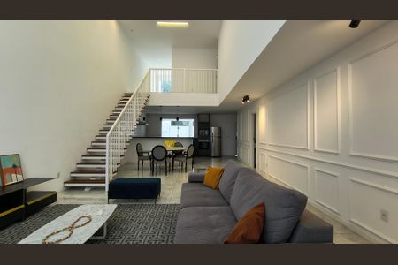 Sala de casa de condomínio para alugar com 3 quartos, 220m² em Recreio dos Bandeirantes, Rio de Janeiro