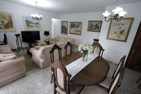 Apartamento à venda com 140m², 4 quartos e 2 vagasSala de Jantar