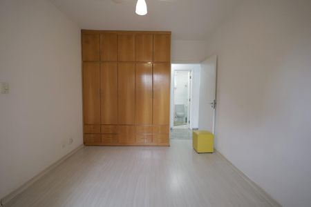 Apartamento à venda com 140m², 4 quartos e 2 vagasQuarto 2