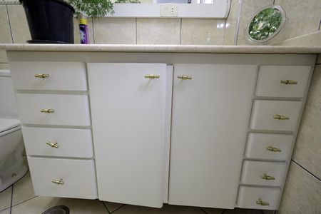 Apartamento à venda com 140m², 4 quartos e 2 vagasBanheiro Suíte