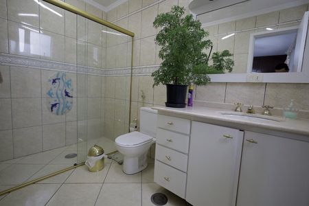 Apartamento à venda com 140m², 4 quartos e 2 vagasBanheiro Suíte