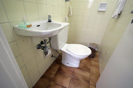 Apartamento à venda com 140m², 4 quartos e 2 vagasBanheiro de Serviço