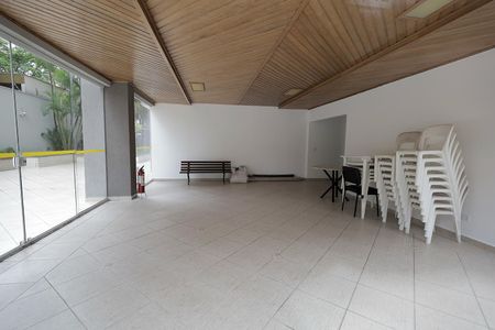 Apartamento à venda com 140m², 4 quartos e 2 vagasÁrea comum - Salão de festas