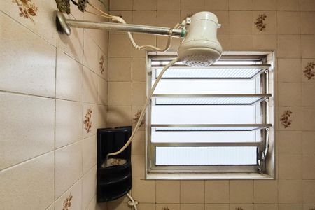 Casa à venda com 125m², 2 quartos e 2 vagasBanheiro Social