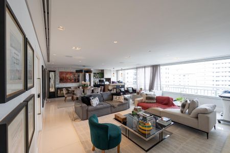 Apartamento à venda com 164m², 3 quartos e 4 vagas Apartamento à venda com 164m², 3 quartos e 4 vagasSala