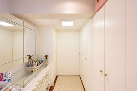 Apartamento à venda com 164m², 3 quartos e 4 vagas Apartamento à venda com 164m², 3 quartos e 4 vagasSuíte 1