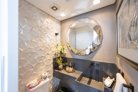 Apartamento à venda com 164m², 3 quartos e 4 vagas Apartamento à venda com 164m², 3 quartos e 4 vagasLavabo