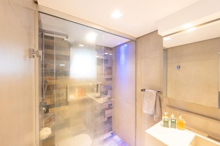 Apartamento à venda com 164m², 3 quartos e 4 vagas Apartamento à venda com 164m², 3 quartos e 4 vagasBanheiro da Suíte 3