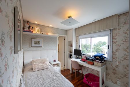 Apartamento à venda com 164m², 3 quartos e 4 vagas Apartamento à venda com 164m², 3 quartos e 4 vagasSuíte 2