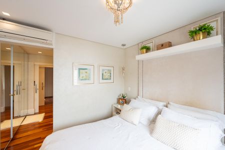 Apartamento à venda com 164m², 3 quartos e 4 vagas Apartamento à venda com 164m², 3 quartos e 4 vagasSuíte 1
