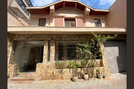 Casa à venda com 533m², 4 quartos e 4 vagas