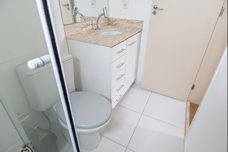 Apartamento à venda com 51m², 2 quartos e 1 vaga Apartamento à venda com 51m², 2 quartos e 1 vagaBanheiro