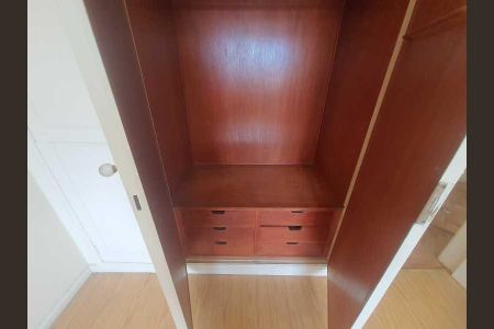 Apartamento à venda com 140m², 3 quartos e 1 vaga