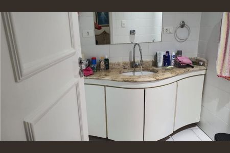 Foto 11 de apartamento à venda com 3 quartos, 125m² em Higienópolis, São Paulo
