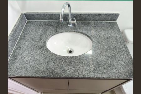 Banheiro de kitnet/studio para alugar com 1 quarto, 31m² em Vila Mariana, São Paulo