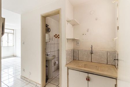 Studio à venda com 28m², 1 quarto e sem vaga Studio à venda com 28m², 1 quarto e sem vagaCozinha
