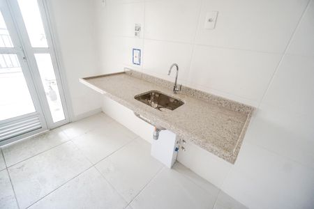 Apartamento à venda com 109m², 3 quartos e 2 vagas Apartamento à venda com 109m², 3 quartos e 2 vagasCozinha