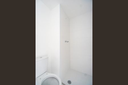 Apartamento à venda com 109m², 3 quartos e 2 vagas Apartamento à venda com 109m², 3 quartos e 2 vagasBanheiro da Suíte 1