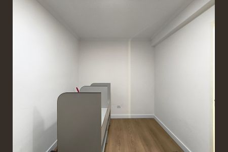 Apartamento à venda com 70m², 2 quartos e 1 vaga Apartamento à venda com 70m², 2 quartos e 1 vagaEscritório