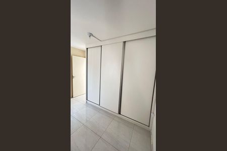 Quarto de apartamento para alugar com 2 quartos, 53m² em Vila Ipe, Hortolândia