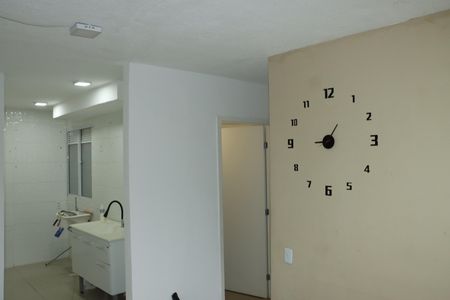 Sala de apartamento para alugar com 2 quartos, 40m² em Jardim Petropolis, Cotia