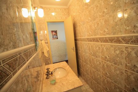 Casa à venda com 300m², 3 quartos e 6 vagasLavabo