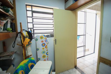 Casa à venda com 300m², 3 quartos e 6 vagasQuarto de Serviço