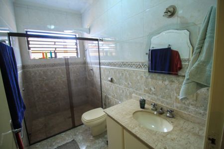 Casa à venda com 300m², 3 quartos e 6 vagasBanheiro Social