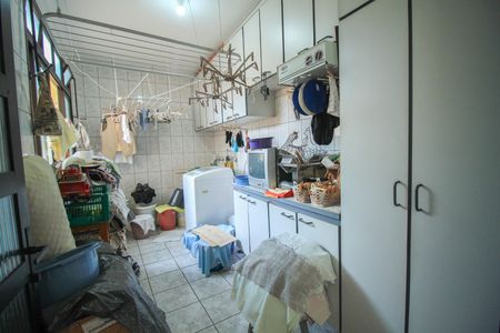 Casa à venda com 300m², 3 quartos e 6 vagasÁrea de Serviço