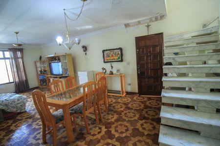 Casa à venda com 300m², 3 quartos e 6 vagasSala de Jantar