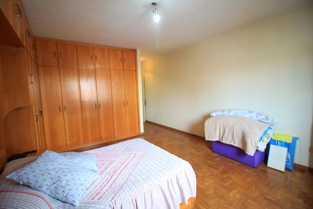 Casa à venda com 300m², 3 quartos e 6 vagasSuíte