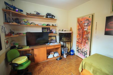 Casa à venda com 300m², 3 quartos e 6 vagasQuarto 