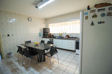 Casa à venda com 300m², 3 quartos e 6 vagasCozinha