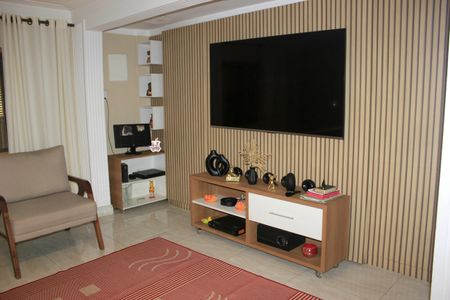 Sala de casa para alugar com 3 quartos, 135m² em Bonsucesso, Guarulhos
