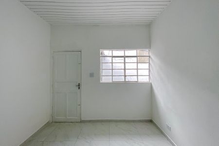 Sala de casa para alugar com 1 quarto, 50m² em Parque Sevilha, São Paulo