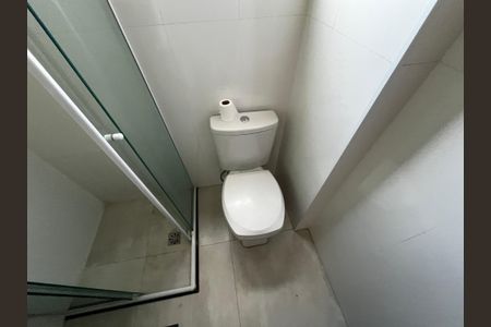 Apartamento à venda com 68m², 2 quartos e 1 vaga Apartamento à venda com 68m², 2 quartos e 1 vagaBanheiro