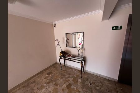 Apartamento à venda com 68m², 2 quartos e 1 vaga Apartamento à venda com 68m², 2 quartos e 1 vagaHall de entrada