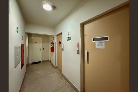 Apartamento à venda com 53m², 1 quarto e 1 vaga Apartamento à venda com 53m², 1 quarto e 1 vagaHall Social Apartamento