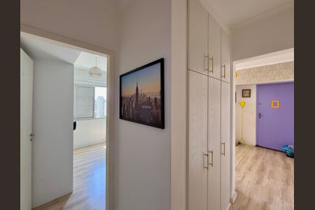 Corredor  de apartamento à venda com 1 quarto, 53m² em Cidade Monções, São Paulo